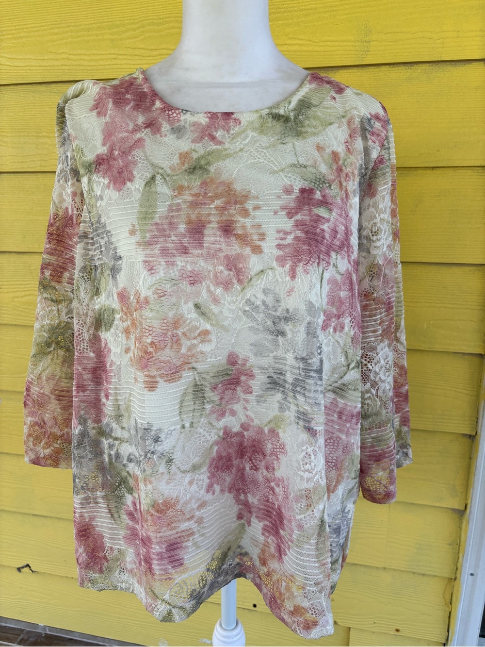 Alfred Dunner Cream Floral Crewneck Tunic with Pink & Olive Accents